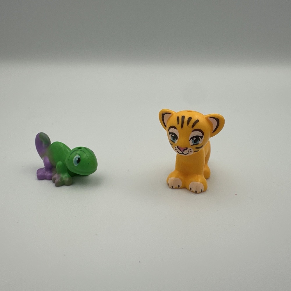 Lego Tiger Cub, Chameleon Minifigure Lego Friends From 41033 Jungle Falls Rescue